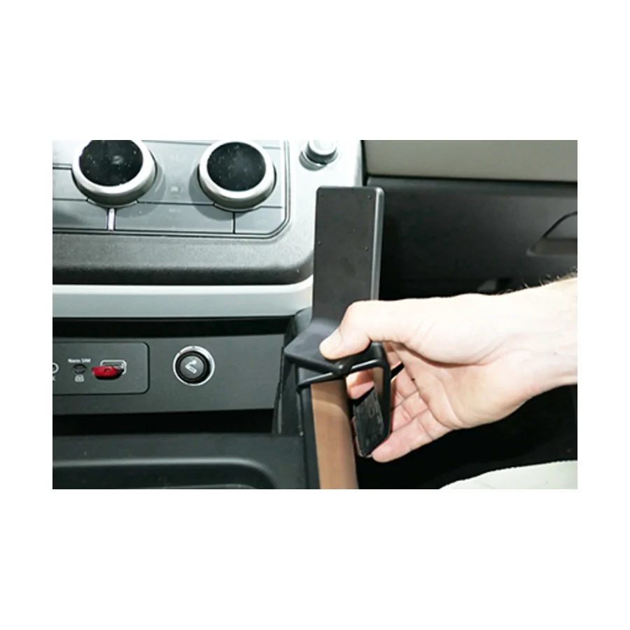 Bild 2 : 835780 : Brodit ProClip für Land Rover Defender, ab Bj. 2020