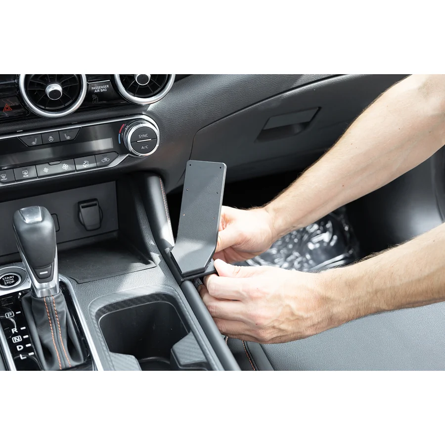 Bild 2 : 836012 : Brodit ProClip für Nissan Sentra, ab Bj. 2020 bis 2025