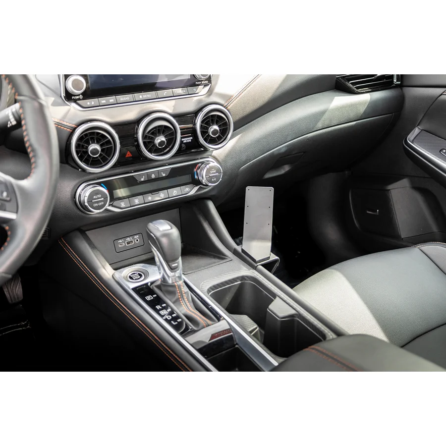 Bild 4 : 836012 : Brodit ProClip für Nissan Sentra, ab Bj. 2020 bis 2025
