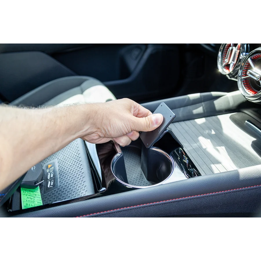 Bild 3 : 836101 : Brodit ProClip für Chevrolet Blazer EV, ab Bj. 2024