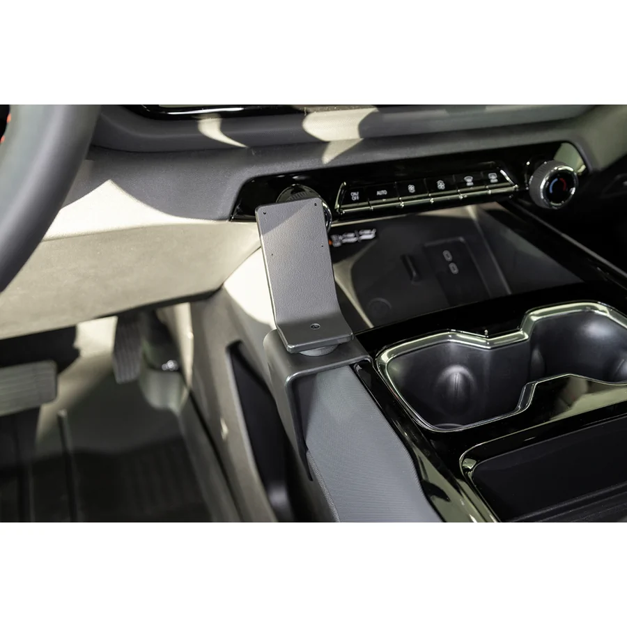 Bild 3 : 836131 : Brodit ProClip für Chevrolet Silverado EV, ab Bj. 2024