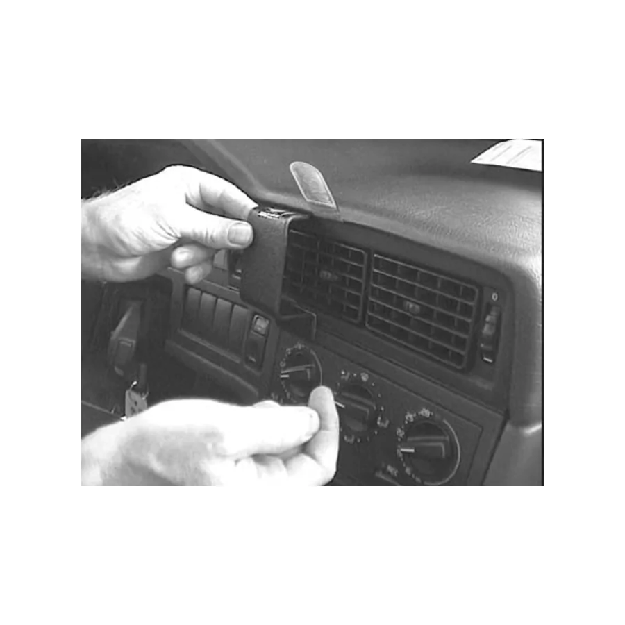Bild 1 : 852127 : Brodit ProClip für Volvo 850, ab Bj. 1992 bis 1997