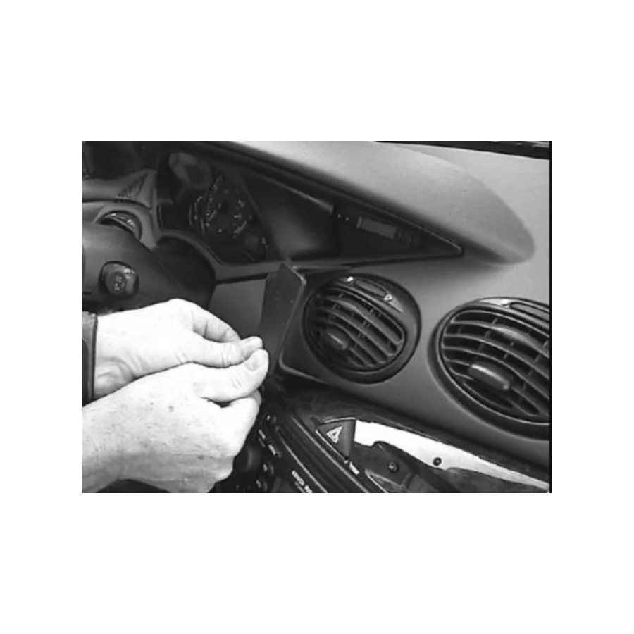 Bild 3 : 852667 : Brodit ProClip für Ford Focus, ab Bj. 1999 bis 2004