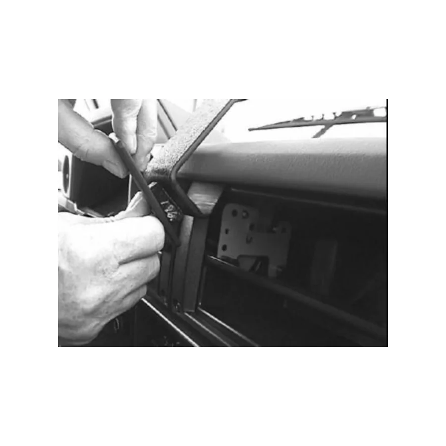 Bild 1 : 852758 : Brodit ProClip für Toyota LandCruiser 70, ab Bj. 1984 bis 1998