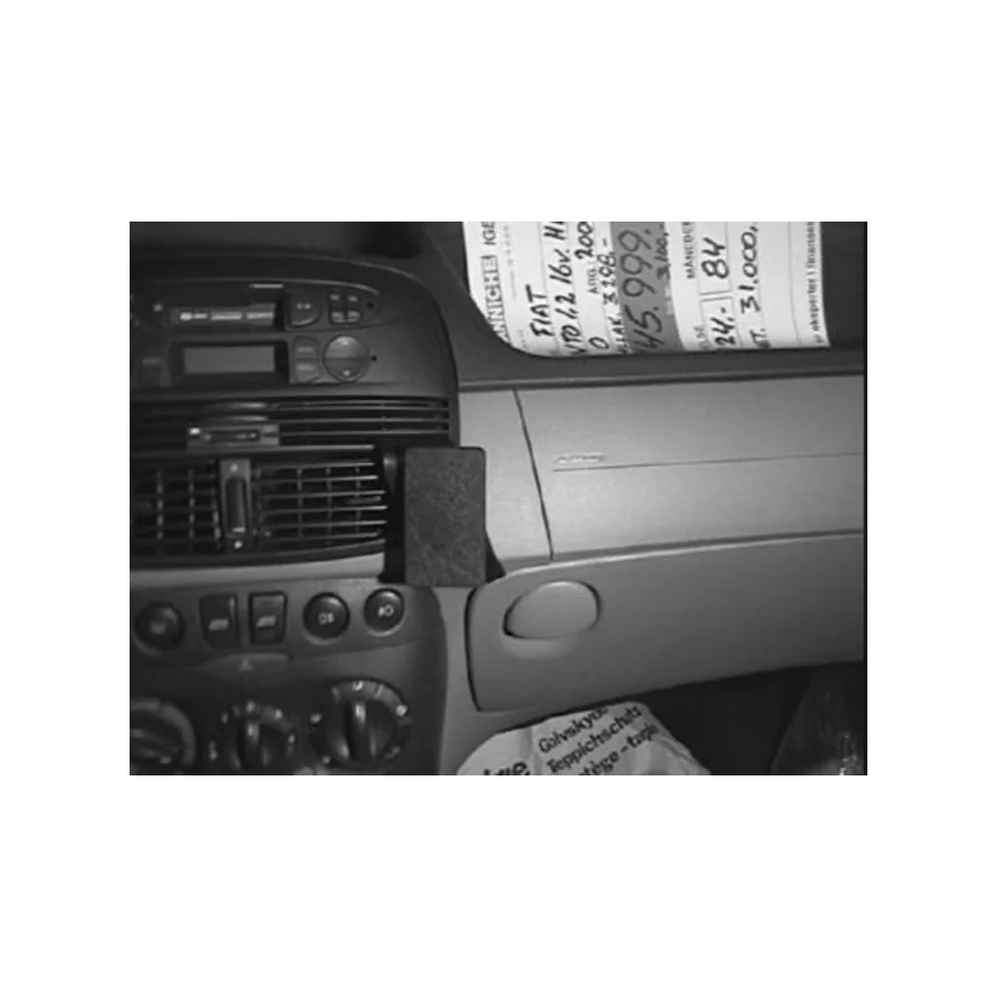 Bild 4 : 852760 : Brodit ProClip f�r Fiat Punto, ab Bj. 2000 bis 2005