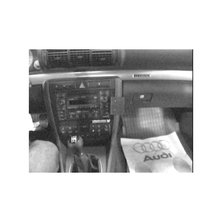 Bild 4 : 852798 : Brodit ProClip für Audi S4, ab Bj. 2000 bis 2001