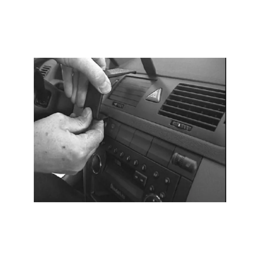 Bild 2 : 852803 : Brodit ProClip für Skoda Fabia, ab Bj. 2000 bis 2007