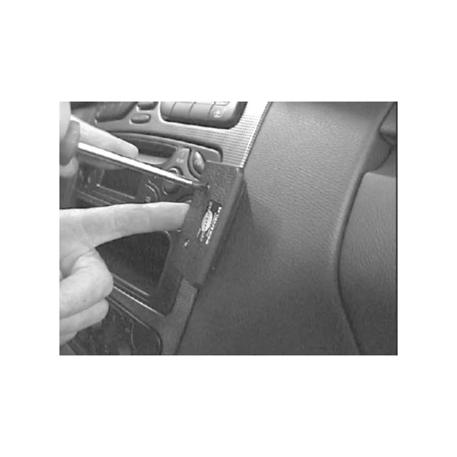 Bild 3 : 852812 : Brodit ProClip für Mercedes C-Klasse (W203), ab Bj. 2000 bis 2006