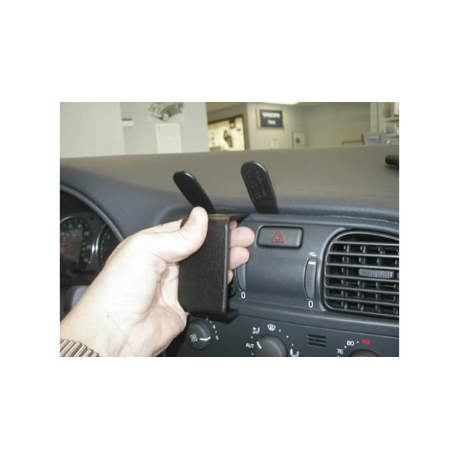 Bild 3 : 852826 : Brodit ProClip für Volvo S40, ab Bj. 2001 bis 2003