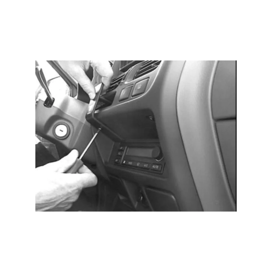 Bild 3 : 852922 : Brodit ProClip für Nissan Navara, ab Bj. 2000 bis 2006