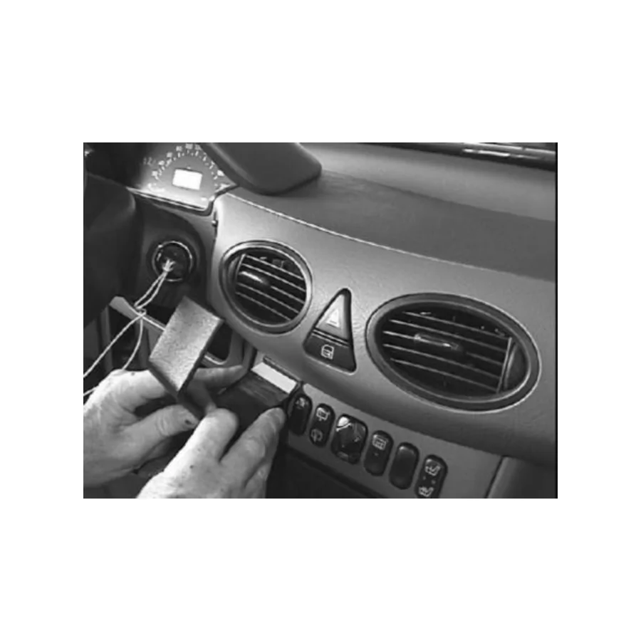 Bild 1 : 852947 : Brodit ProClip für Mercedes A-Klasse (W168 Facelift), ab Bj. 2001 bis 2004