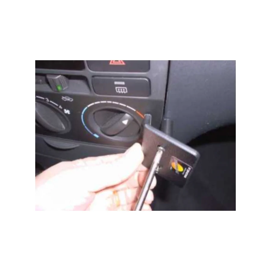 Bild 3 : 853020 : Brodit ProClip für Toyota Corolla, ab Bj. 2002 bis 2007