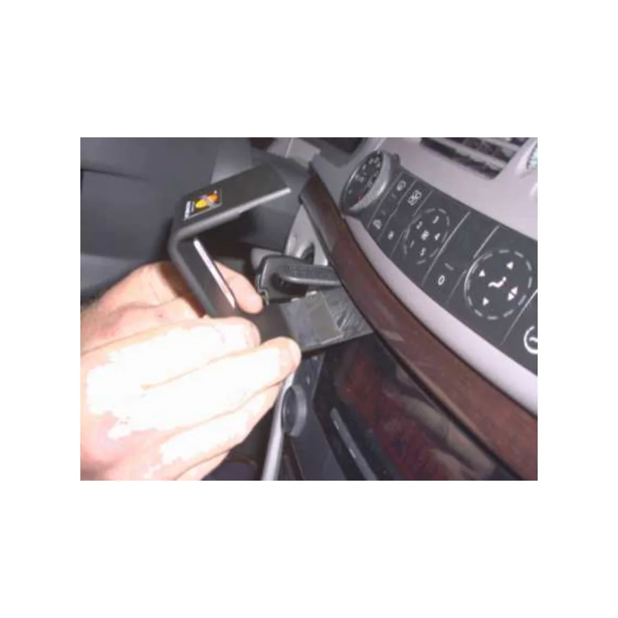 Bild 2 : 853075 : Brodit ProClip für Mercedes E-Klasse (W211 / S211), ab Bj. 2002 bis 2009