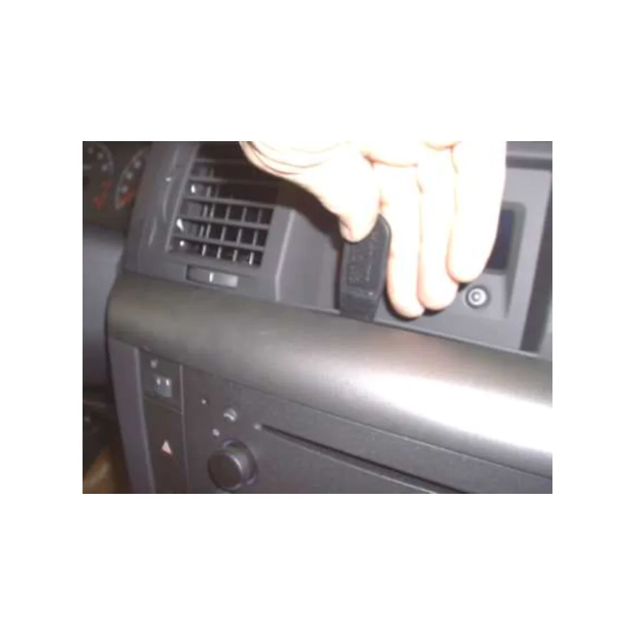 Bild 1 : 853076 : Brodit ProClip für Opel Signum , ab Bj. 2003 bis 2008