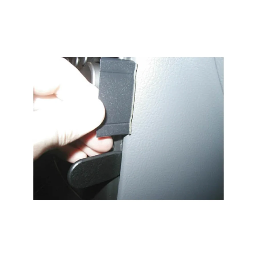 Bild 2 : 853082 : Brodit ProClip für Mazda 6, ab Bj. 2002 bis 2007