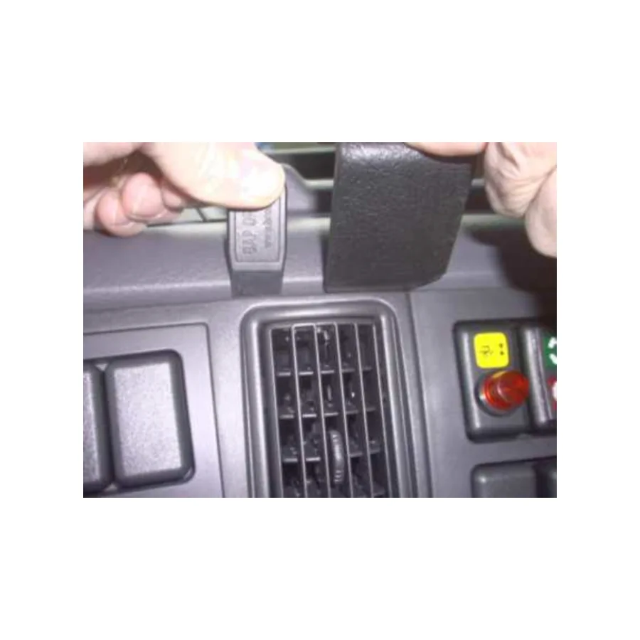 Bild 2 : 853136 : Brodit ProClip für Volvo FM Serie, ab Bj. 2003 bis 2007