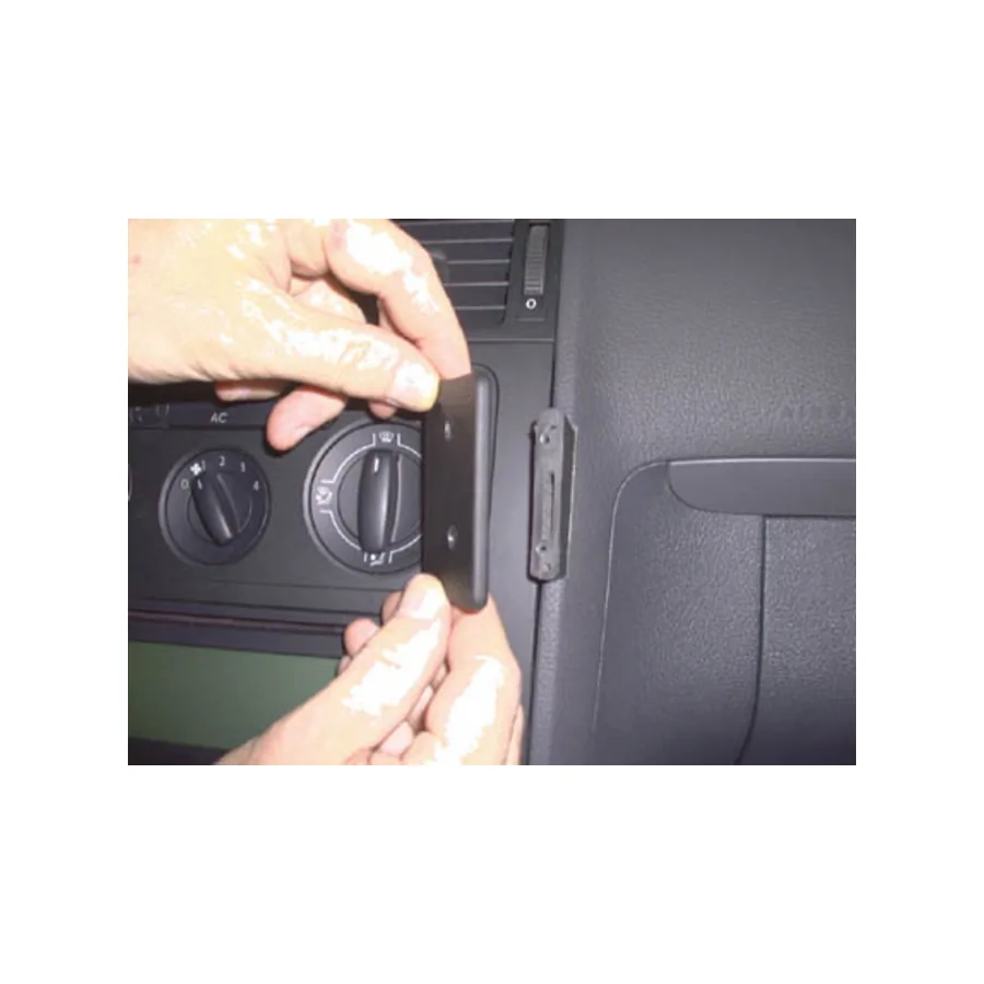 Bild 2 : 853266 : Brodit ProClip für VW Touran, ab Bj. 2003 bis 08/2015