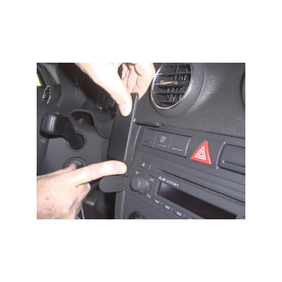 Bild 2 : 853269 : Brodit ProClip für Audi S3, ab Bj. 2003 bis 2007