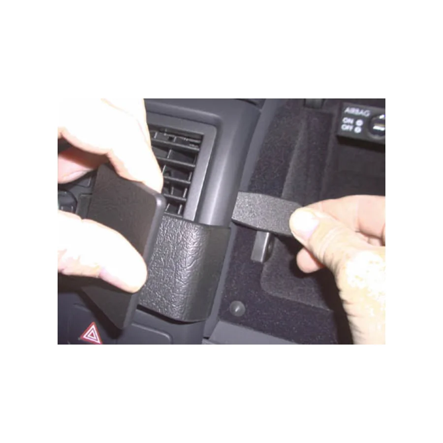 Bild 2 : 853290 : Brodit ProClip für VW T5 Multivan, ab Bj. 2003 bis 08/2009