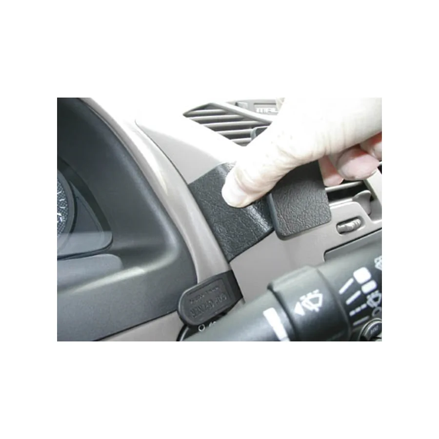 Bild 3 : 853303 : Brodit ProClip für Chevrolet Malibu, ab Bj. 2004 bis 2007
