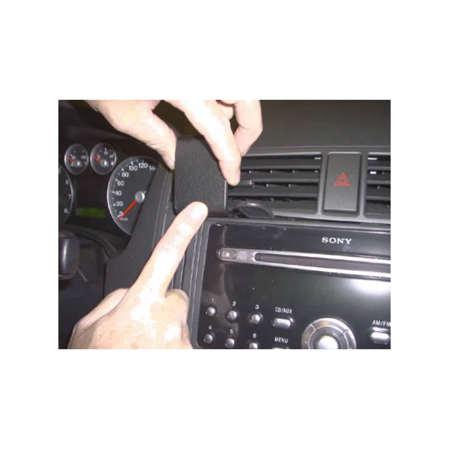 Bild 2 : 853353 : Brodit ProClip für Ford Focus C-Max, ab Bj. 2004 bis 2010
