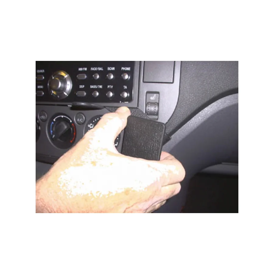 Bild 3 : 853354 : Brodit ProClip für Ford Focus C-Max, ab Bj. 2004 bis 2010
