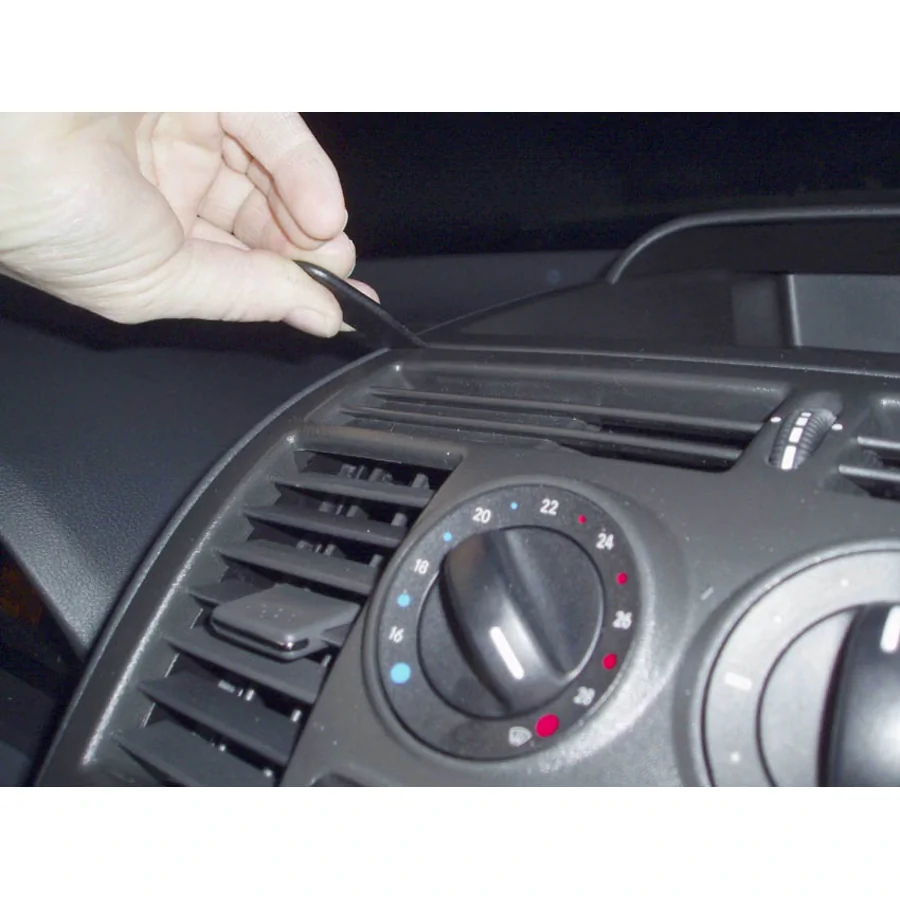 Bild 1 : 853364 : Brodit ProClip für Mercedes V-Klasse (W639 / V639), ab Bj. 2004 bis 04/2014, NICHT für Modelle mit einem Fach oben auf dem Armaturenbrett