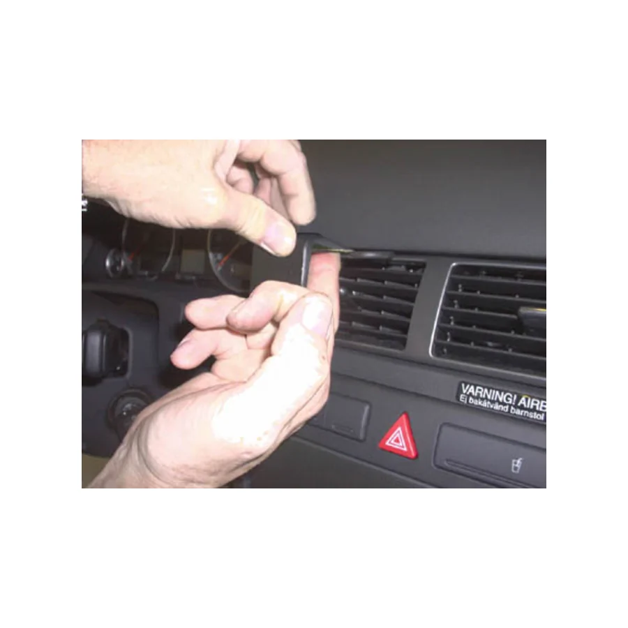 Bild 3 : 853369 : Brodit ProClip für Audi A6 (C5), ab Bj. 1997 bis 2004