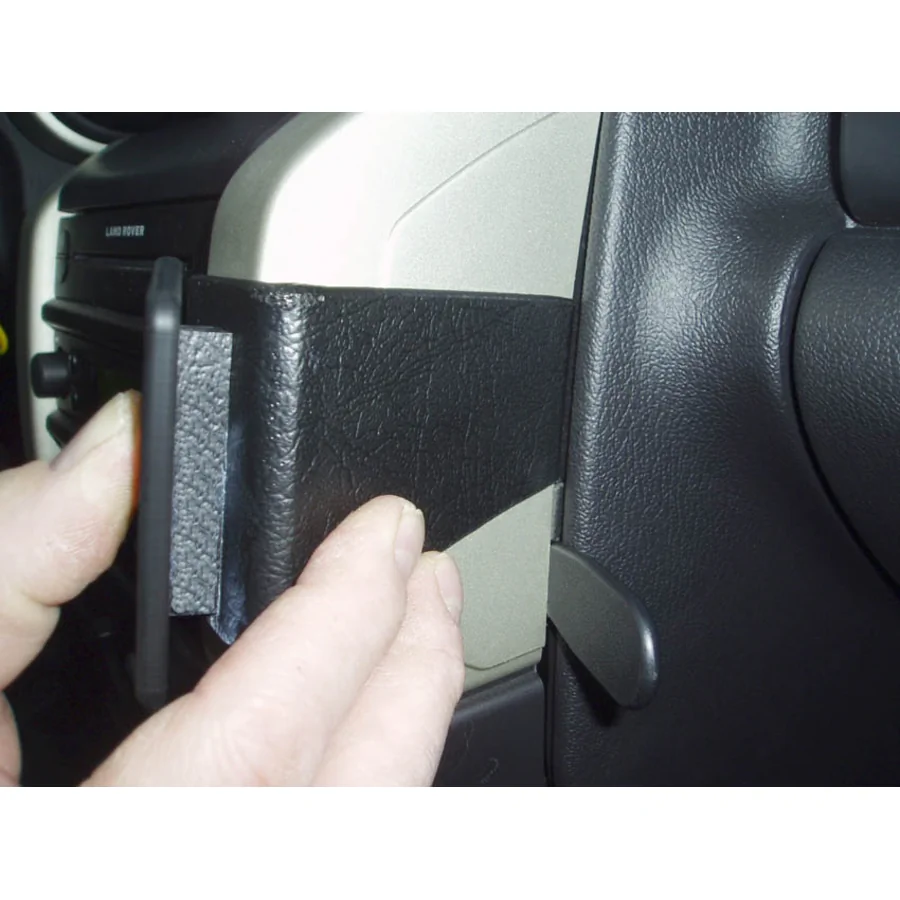 Bild 3 : 853373 : Brodit ProClip für Land Rover Freelander, ab Bj. 2004 bis 2006