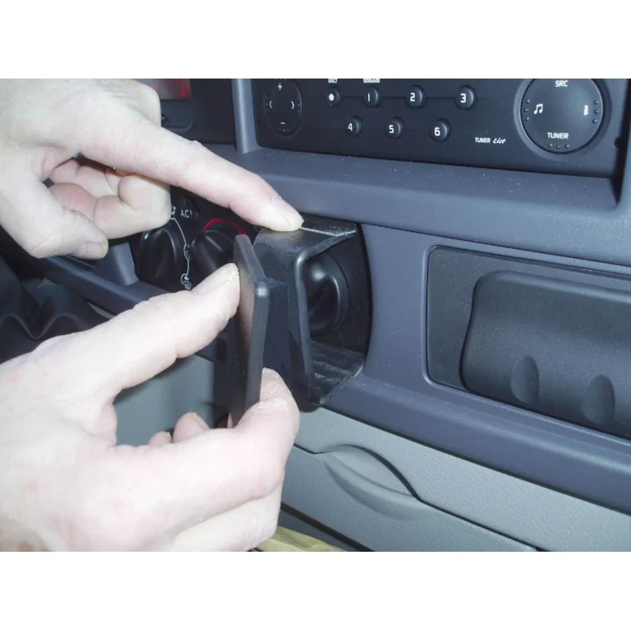 Bild 2 : 853376 : Brodit ProClip für Renault Master, ab Bj. 2004 bis 2010