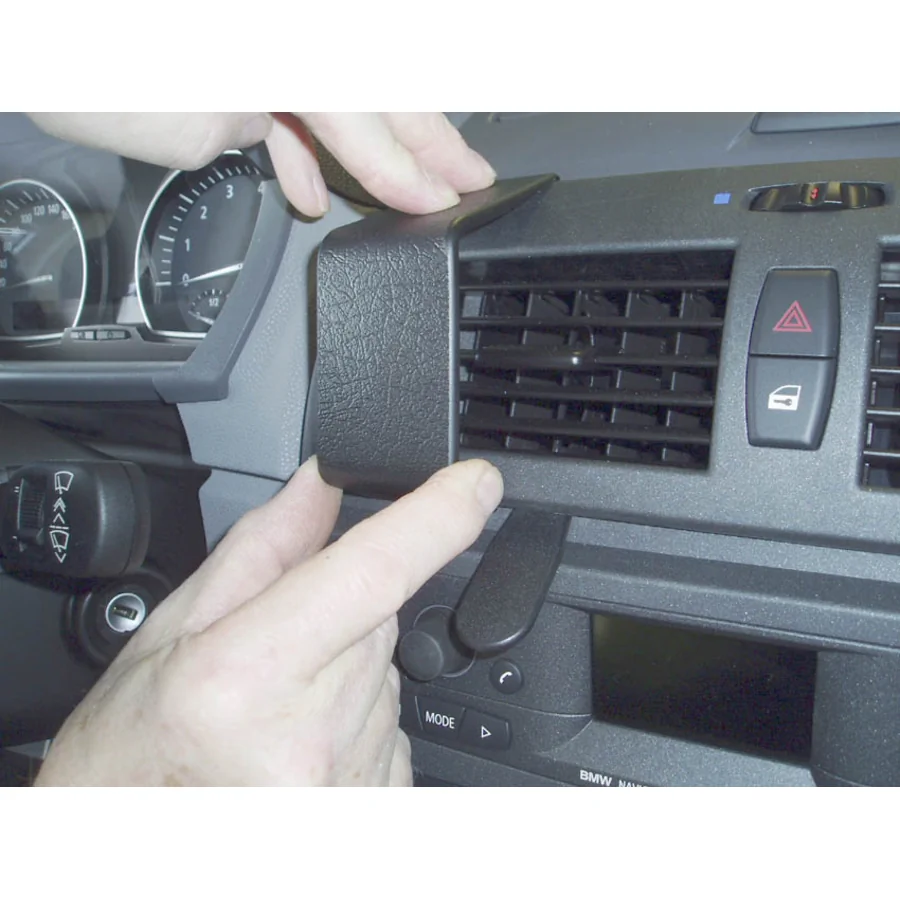 Bild 2 : 853407 : Brodit ProClip für BMW X3 (E83), ab Bj. 2003 bis 10/2010