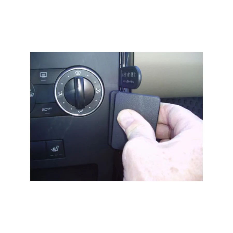 Bild 2 : 853506 : Brodit ProClip für Mercedes A-Klasse (W169 / C169), ab Bj. 2005 bis 2012, nur für Classic-Serie geeignet