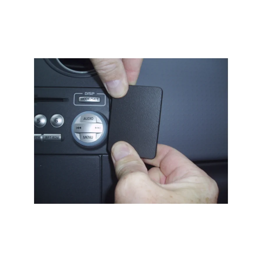 Bild 2 : 853528 : Brodit ProClip für Mitsubishi Colt, ab Bj. 2005 bis 2008