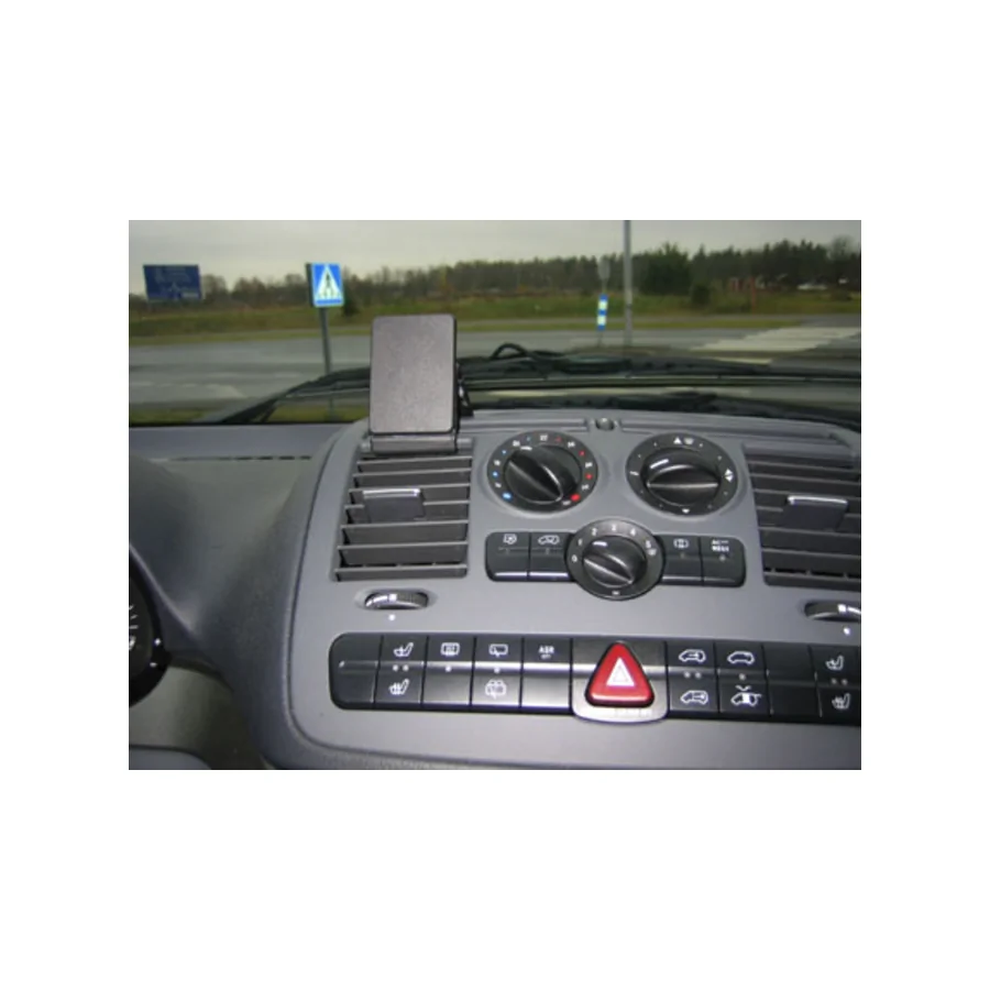 Bild 4 : 853569 : Brodit ProClip für Mercedes Vito (W639), ab Bj. 2003 bis 04/2014, NUR für Modelle mit einem Fach oben auf dem Armaturenbrett.