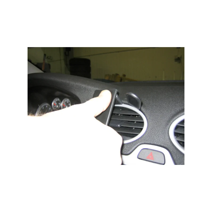 Bild 3 : 853584 : Brodit ProClip für Ford Focus, ab Bj. 2005 bis 2010