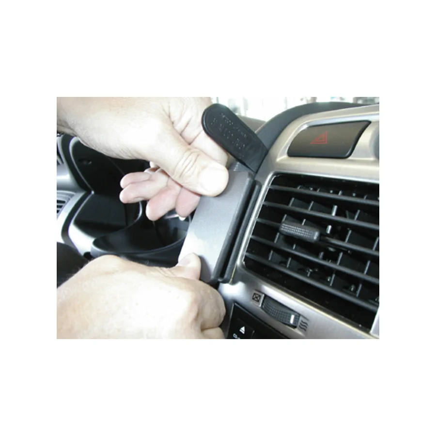 Bild 3 : 853588 : Brodit ProClip für KIA Sportage, ab Bj. 2005 bis 2010