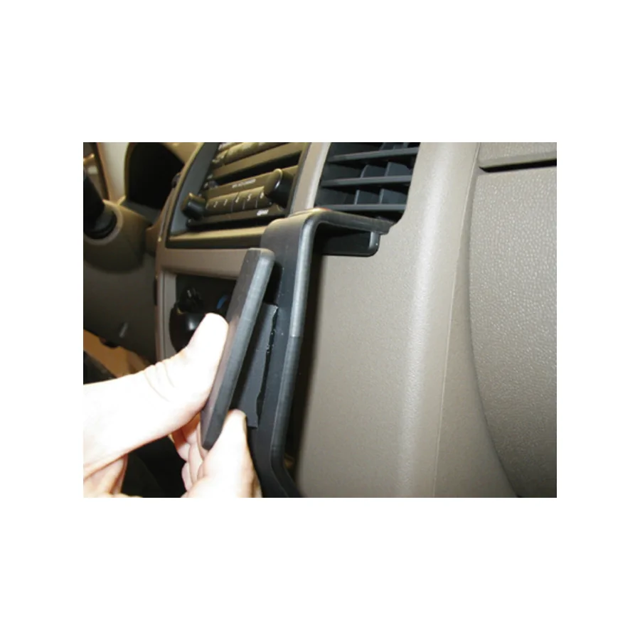 Bild 2 : 853614 : Brodit ProClip für Nissan Navara, ab Bj. 2006 bis 2010
