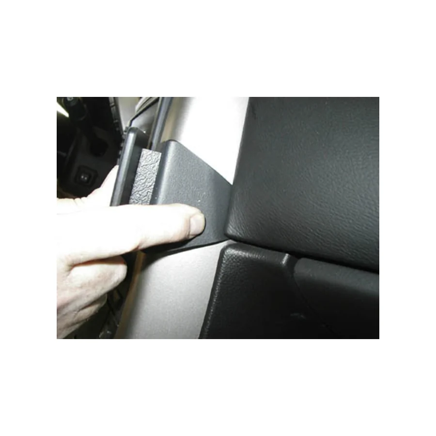 Bild 2 : 853643 : Brodit ProClip für Chevrolet Corvette, ab Bj. 2005 bis 2007
