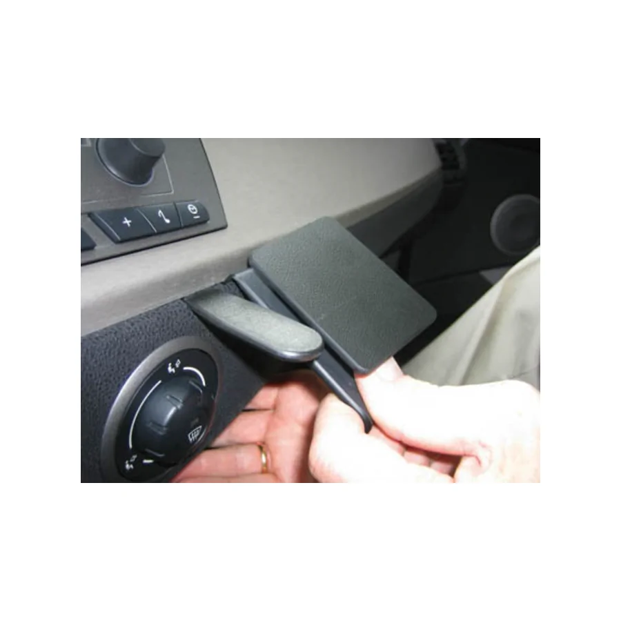 Bild 2 : 853655 : Brodit ProClip für BMW Z4 (E85 / E86), ab Bj. 2003 bis 2008