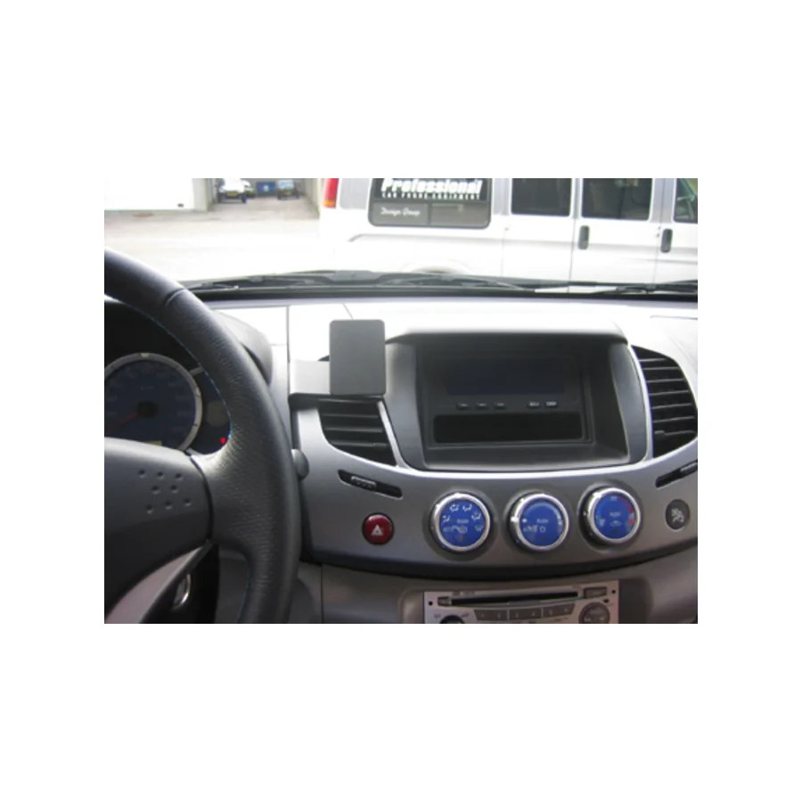 Bild 4 : 853712 : Brodit ProClip für Mitsubishi L200 / Pick Up, ab Bj. 2006 bis 08/2015