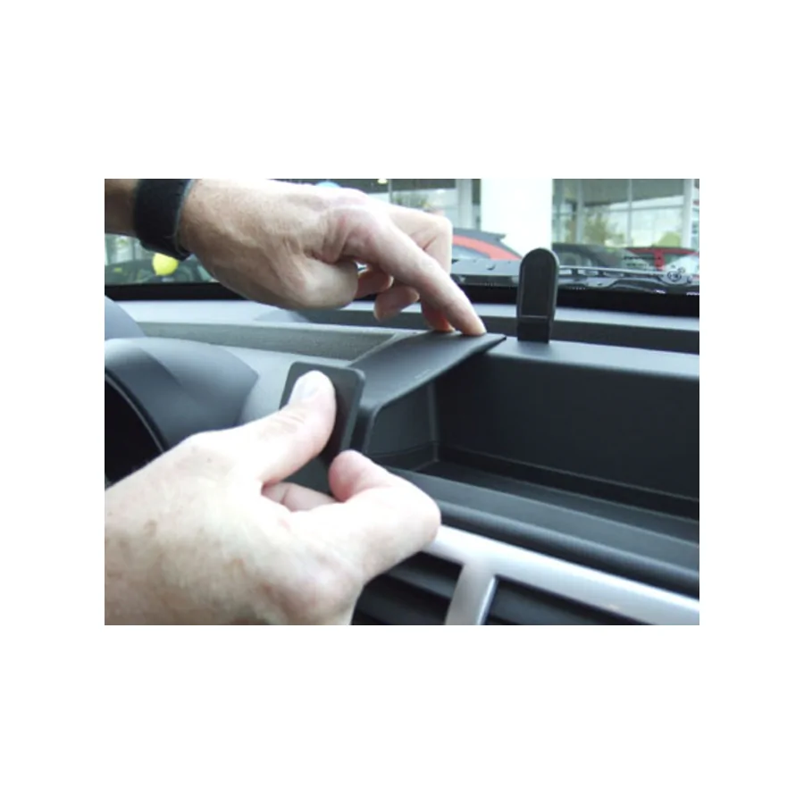 Bild 3 : 853929 : Brodit ProClip für Dodge Nitro, ab Bj. 2007 bis 2010 (nicht für Fahrzeuge mit Navi-Bildschirm)
