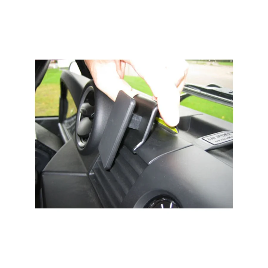 Bild 2 : 854077 : Brodit ProClip für Land Rover Defender, ab Bj. 2007 bis 2016