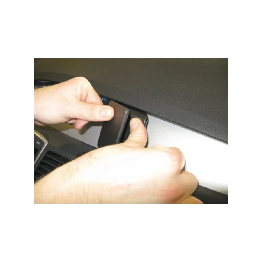 Bild 2 : 854133 : Brodit ProClip für Renault Laguna III, ab Bj. 2008 bis 2015