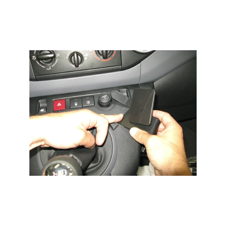 Bild 2 : 854210 : Brodit ProClip für Citroen Berlingo Family / Berlingo Kastenwagen, ab Bj. 2008 bis 2018 (Nur für Modelle mit Schaltung)