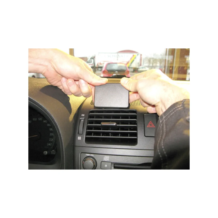 Bild 2 : 854280 : Brodit ProClip für Toyota Avensis, ab Bj. 2009 bis 2015