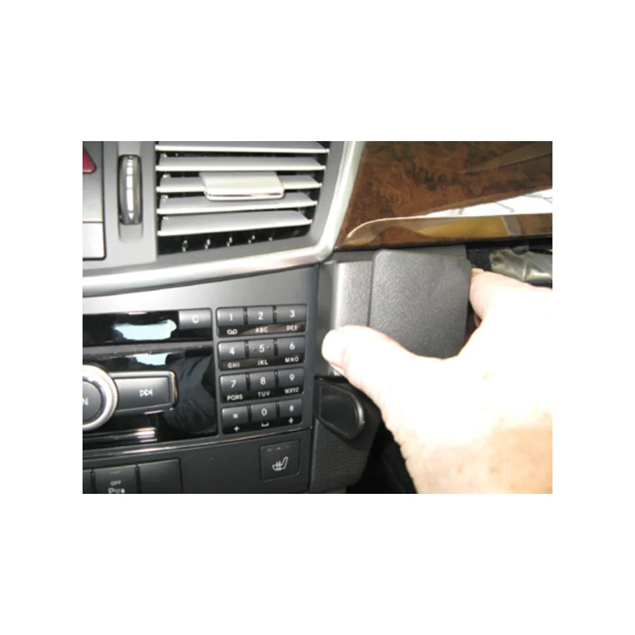 Bild 3 : 854331 : Brodit ProClip für Mercedes E-Klasse (W212 / S212 / V212 / A207 / C207), ab Bj. 2010 bis 2014
