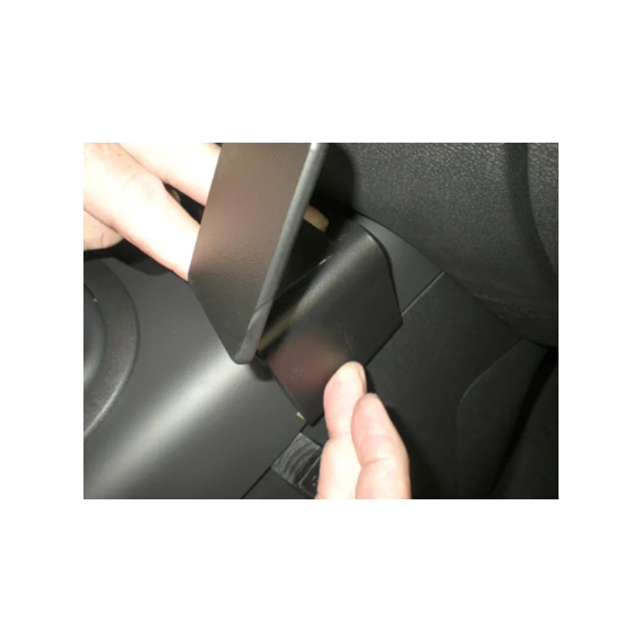 Bild 2 : 854391 : Brodit ProClip für Renault Scenic, ab Bj. 2010 bis 2016 (Nur passend bei manueller Handbremse)