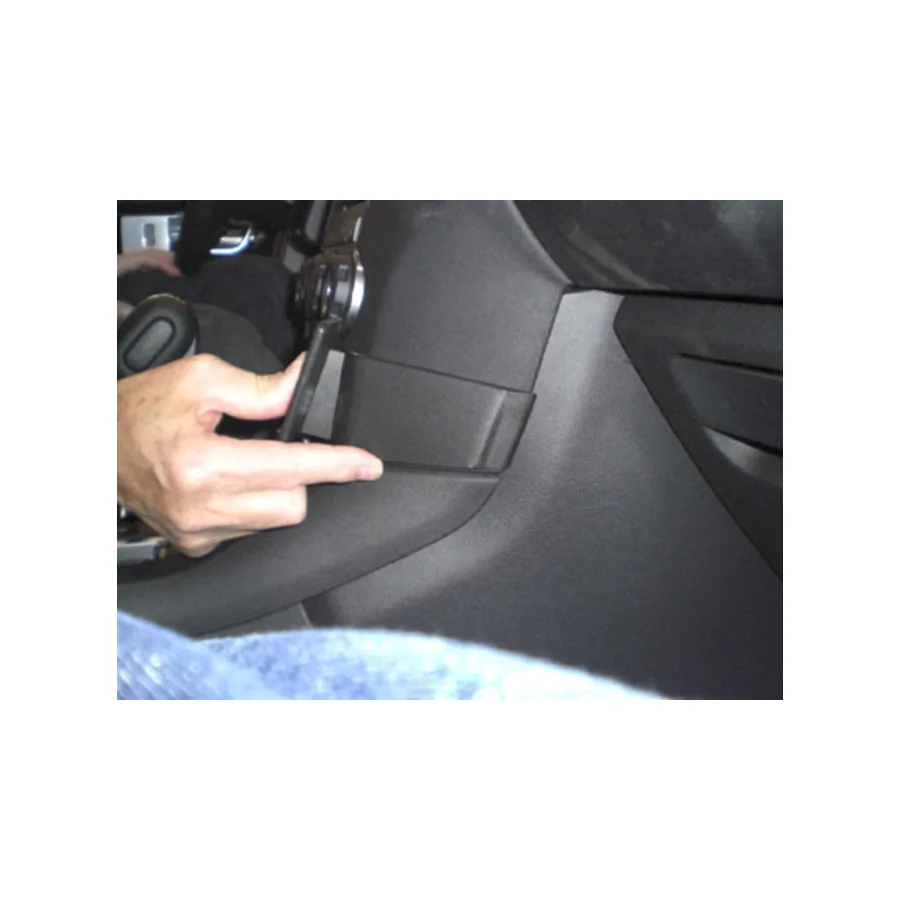 Bild 2 : 854413 : Brodit ProClip für Land Rover LR 4, ab Bj. 2010 bis 2017