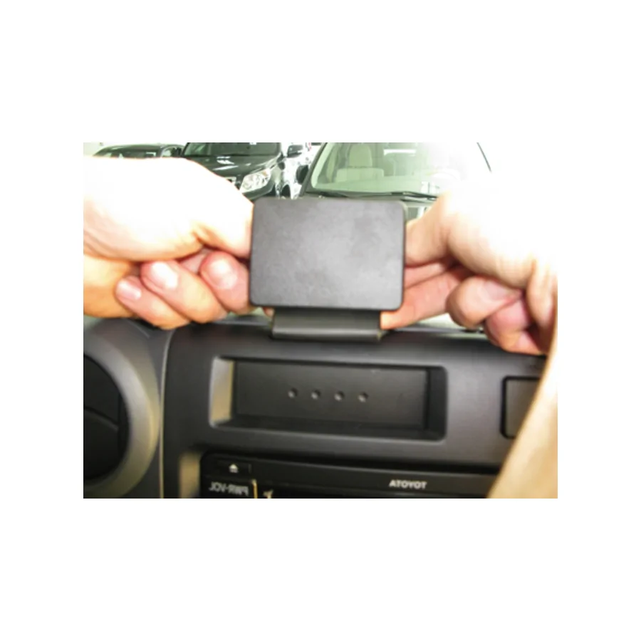 Bild 3 : 854467 : Brodit ProClip für Toyota LandCruiser 70, ab Bj. 2008 bis 2023