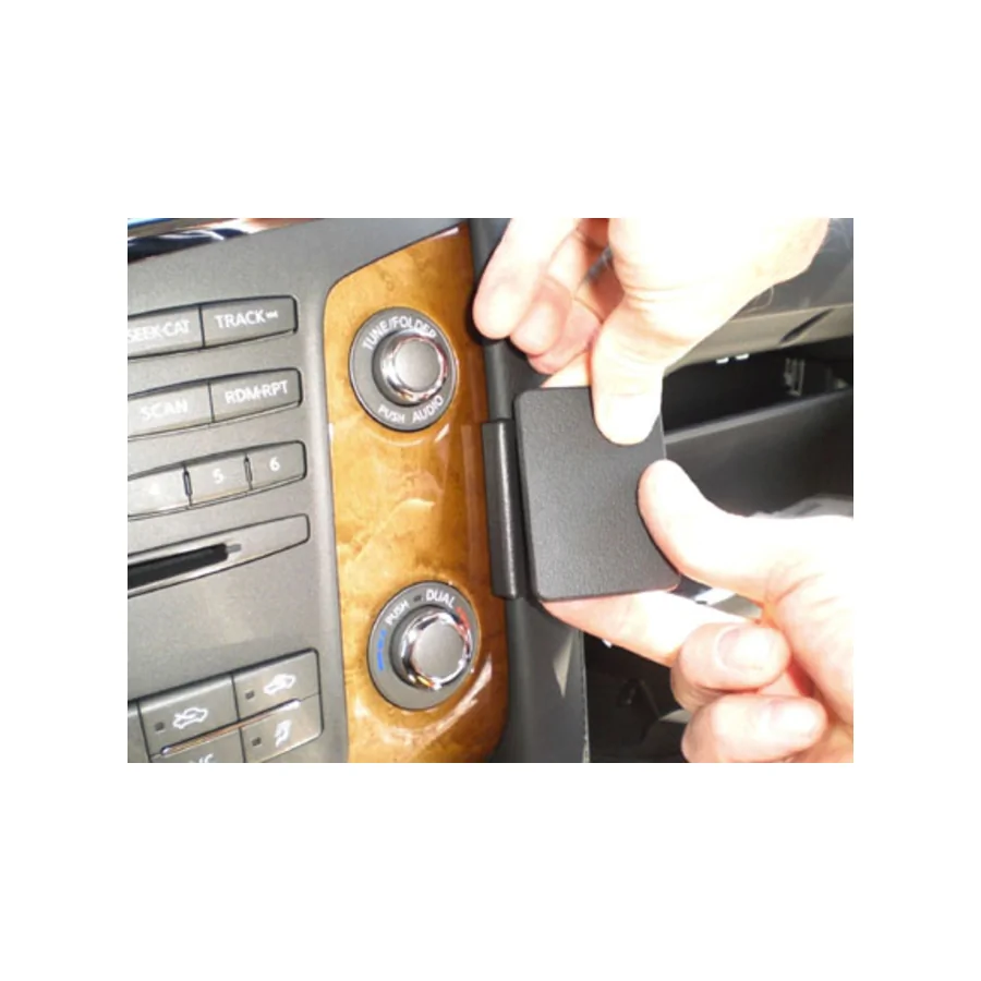 Bild 3 : 854536 : Brodit ProClip für Nissan Patrol, ab Bj. 2011 bis 2019